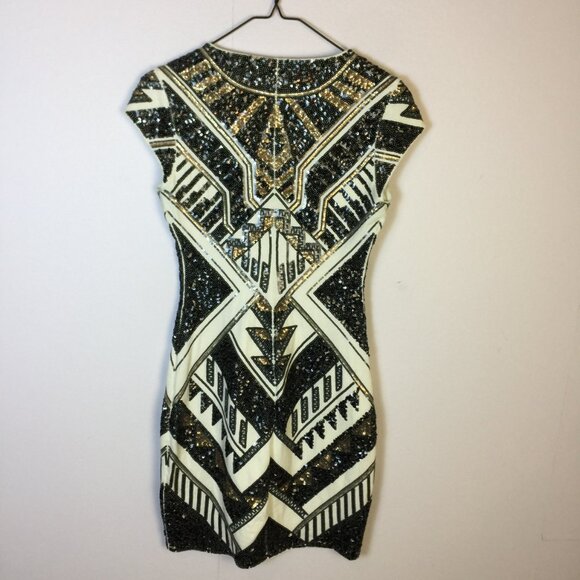 Express Mini Bodycon Dress Size XS Womans Black Gold Sequin Geometric Cap Sleeve - Picture 2 of 13